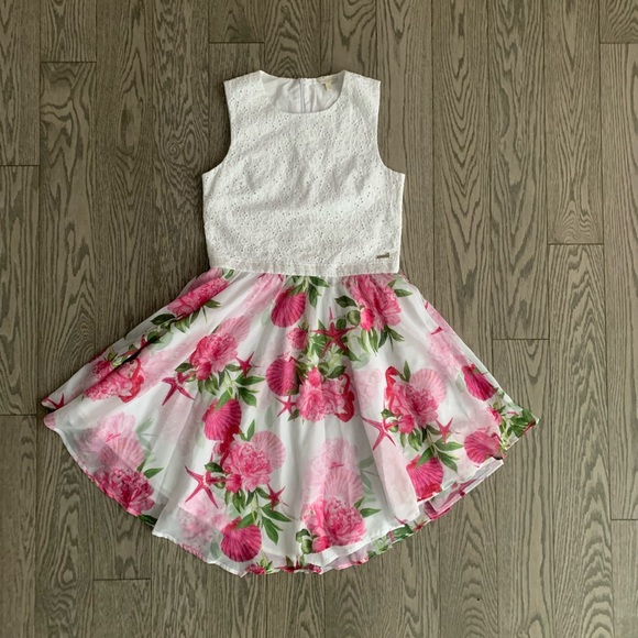 Guess Dress🌺💕 - Picture 5 of 5